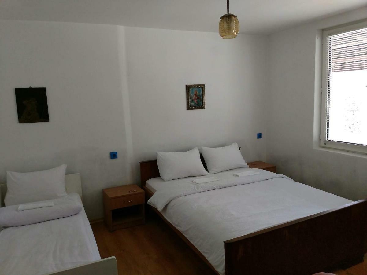 Bungalows Zdravets Berkovitsa Extérieur photo